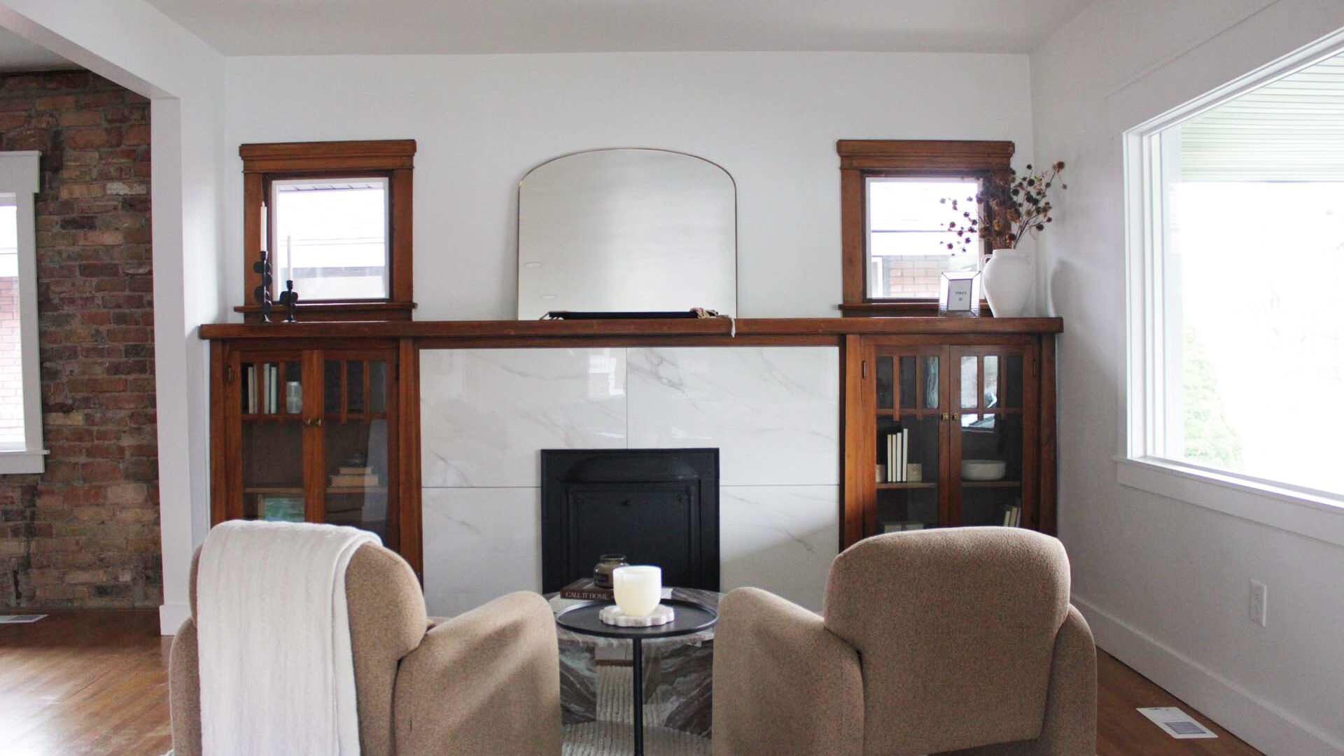 Custom livingroom cabinets with a classic design chestnut wood hero