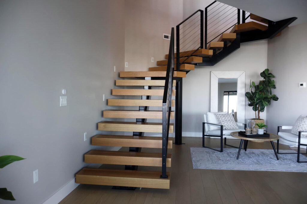 Modern full wood stairs steps