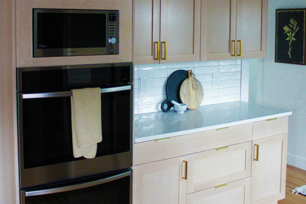 farmhouse custom kitchen cabinets 2